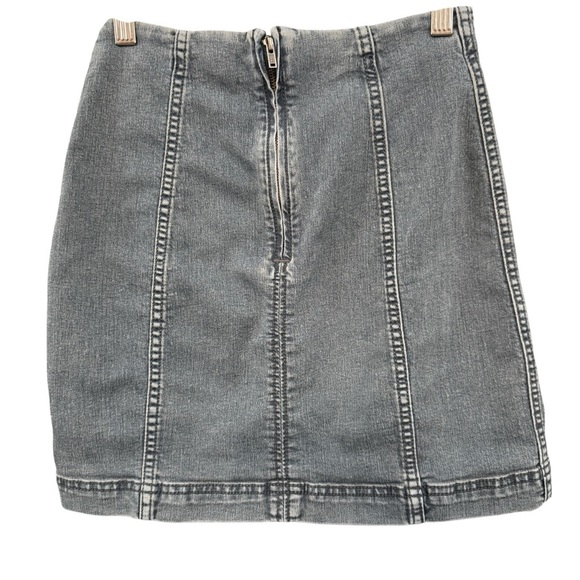 Free People Women’s Small Blue Denim Mini Skirt Seamed Panel Back Zip - Picture 2 of 6